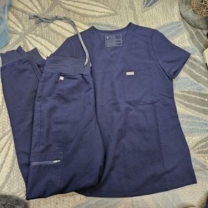 Navy Figs Scrub Set